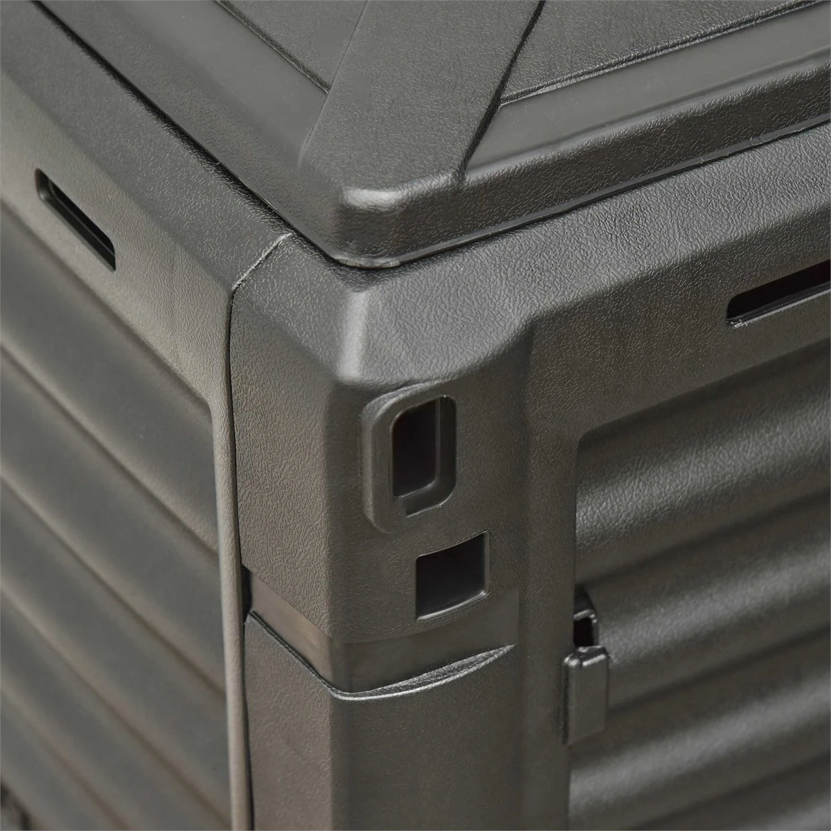 Outsunny Compostador Capacidad De 300L Compostera Orgánica Para Producción Abono De Jardín Exterior Con 48 Respiraderos 60,5x60,5x81,5 Cm Negro - Imagen 9