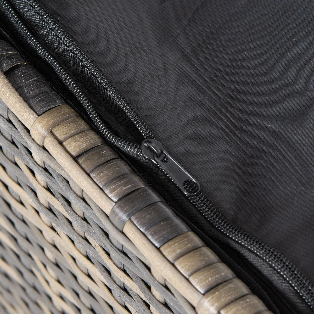 Outsunny Conjunto De Muebles De Jardín De Ratán 6 Piezas Sofá Doble Sofá De 3 Plazas 2 Sillones Individuales 2 Mesas Auxiliares Con Almacenamiento Y Cojines Acolchados Marrón Y Crema - Imagen 10