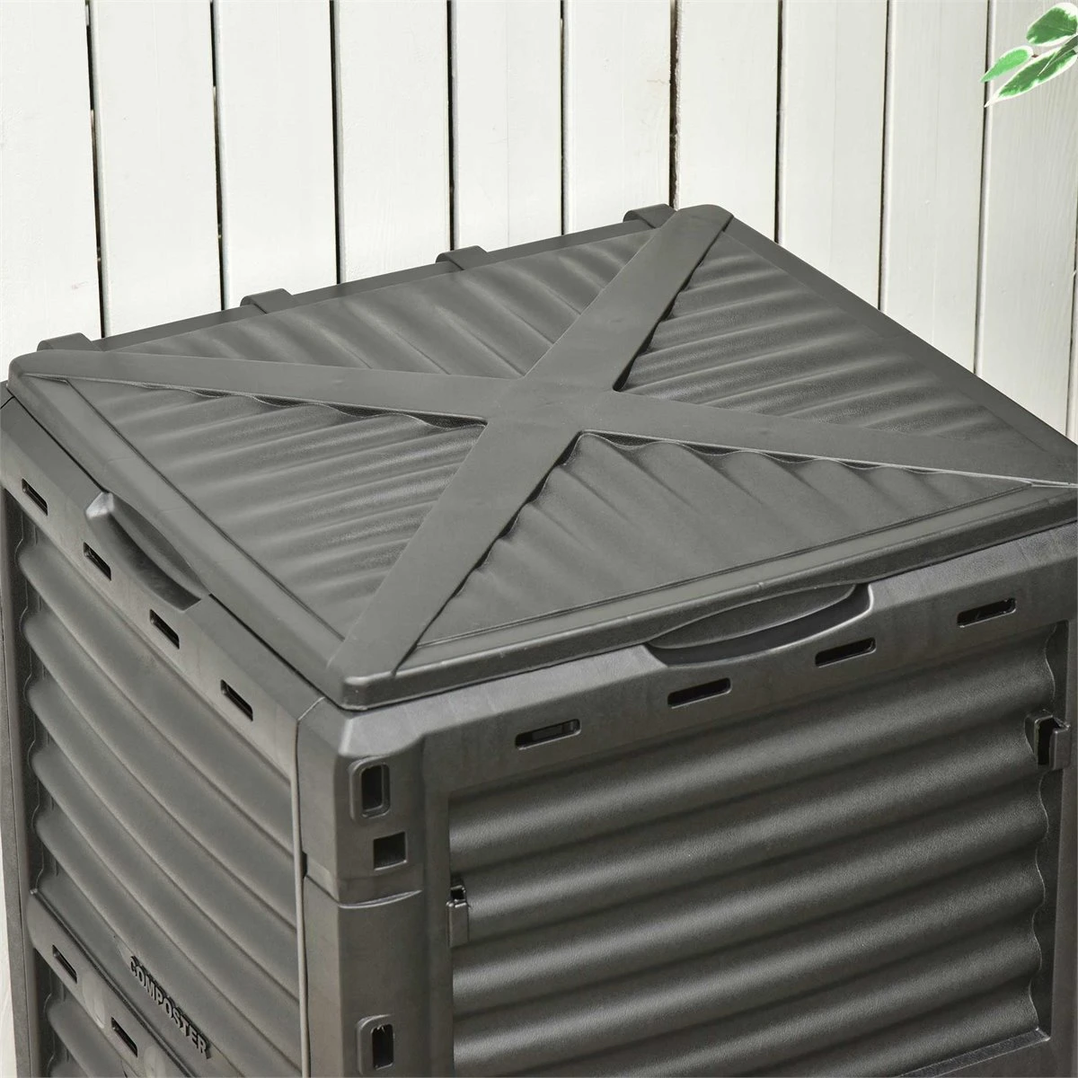 Outsunny Compostador Capacidad De 300L Compostera Orgánica Para Producción Abono De Jardín Exterior Con 48 Respiraderos 60,5x60,5x81,5 Cm Negro - Imagen 8
